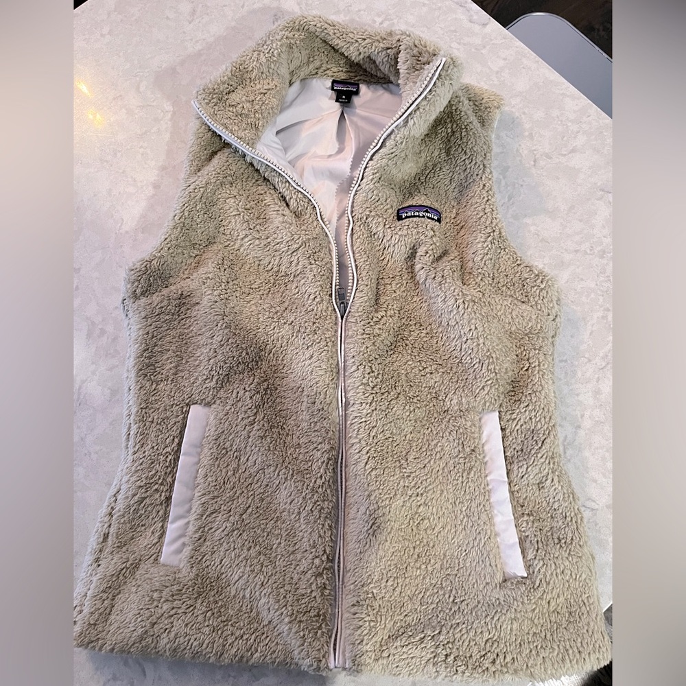 Patagonia Los Gatos Fleece Vest (tan)